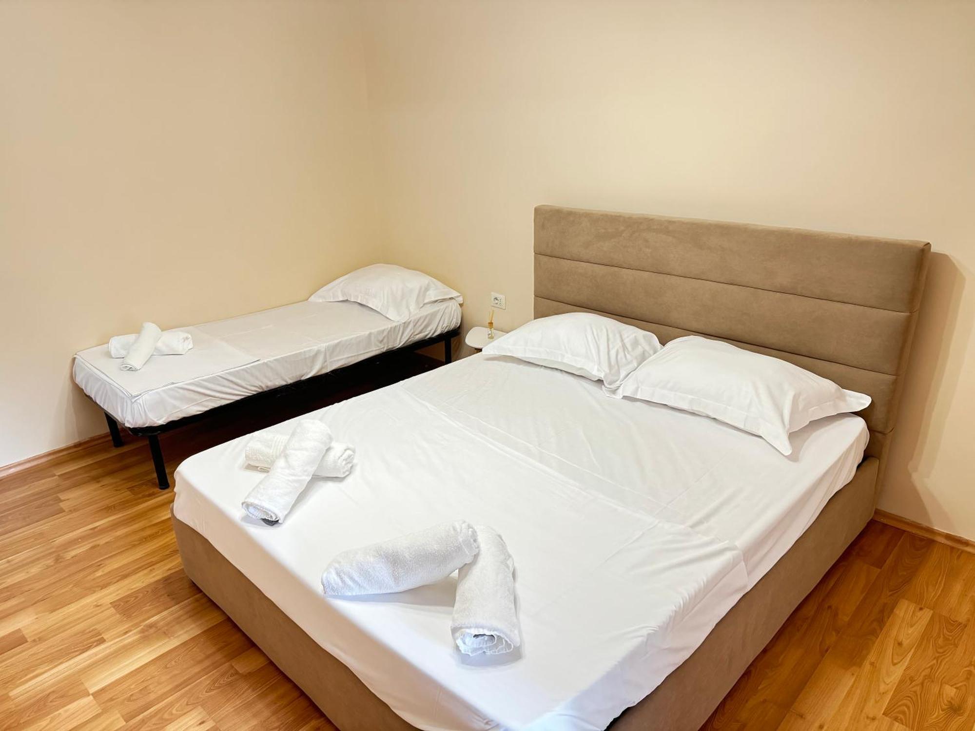 Skanderbeg Square Apartment 02 Τίρανα Εξωτερικό φωτογραφία