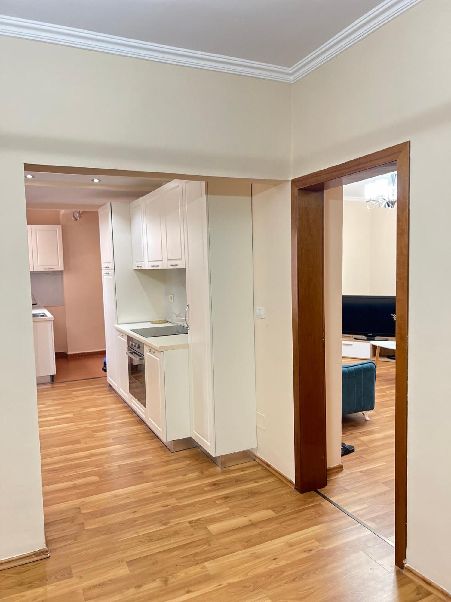 Skanderbeg Square Apartment 02 Τίρανα Εξωτερικό φωτογραφία